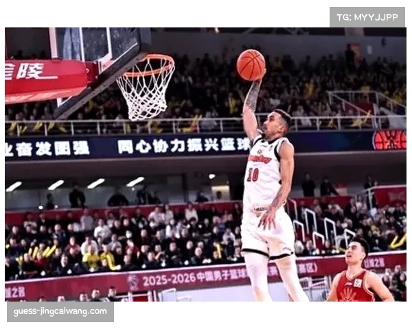 广东队外援关键时刻得分累计居前 萨林杰与萨姆纳承担收官重任 广东队外援关键时刻得分累计居前 萨林杰与萨姆纳承担收官重任